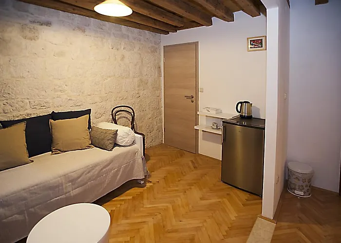 Gasthuis Livia 3*