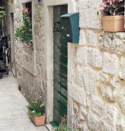 Vendégház Livia Trogir